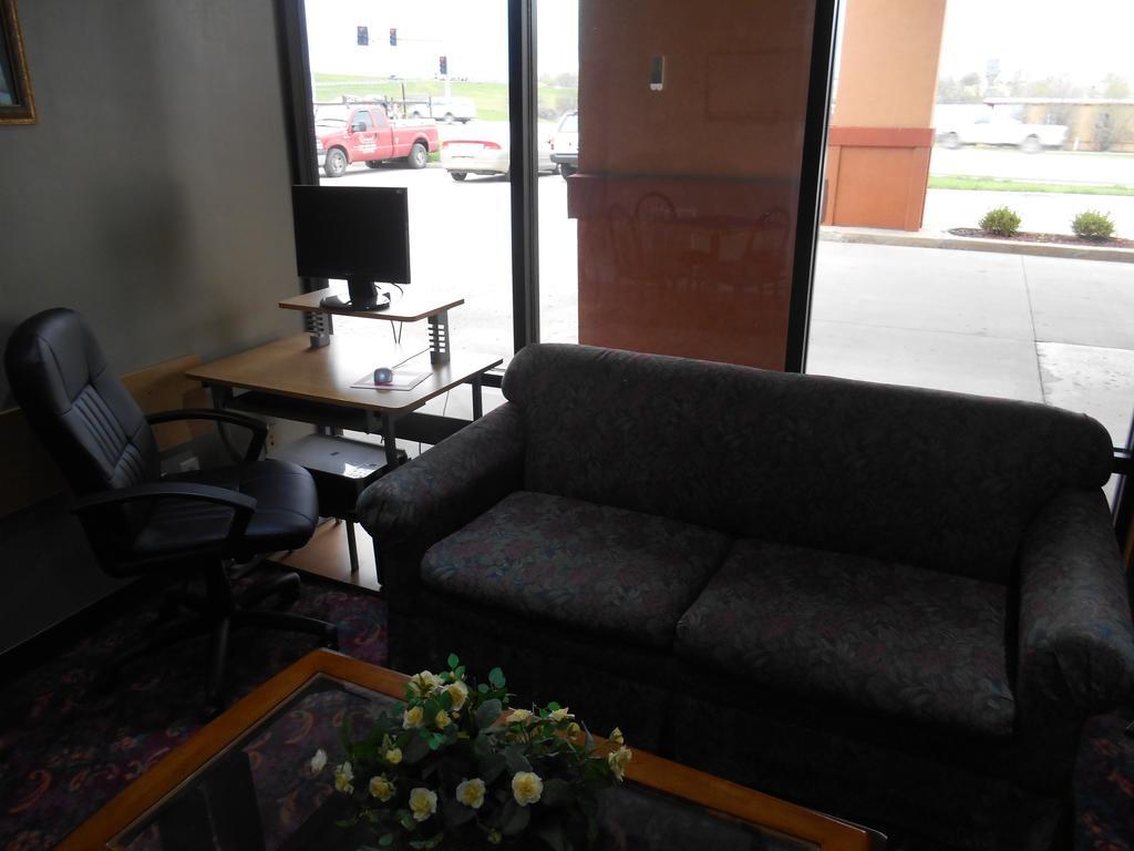 Ameristay Inn St Joseph St. Joseph Exterior foto